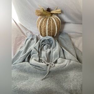 Grey Hoodie-no tags